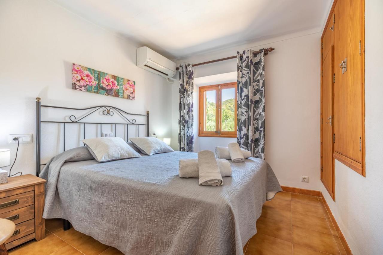 Villa Tomeu Польенса Экстерьер фото